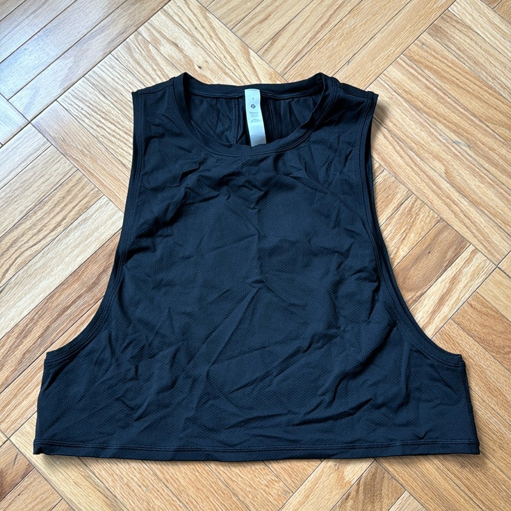 Lululemon abrasion resistant muscle tank, size 4